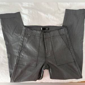 Kut from the Kloth Charcoal Ankle Pants